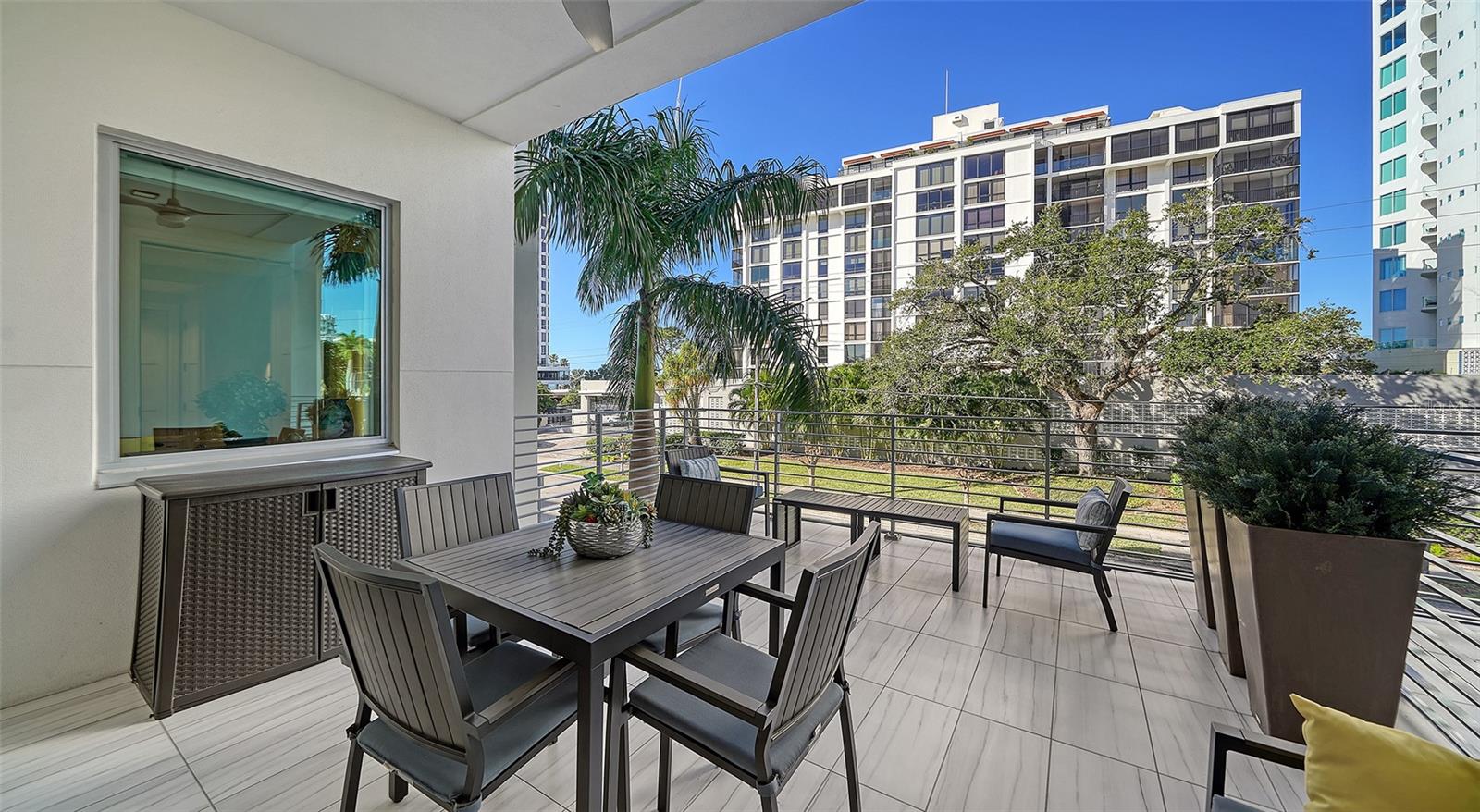 711 S PALM AVE #203, SARASOTA, FL, 34236