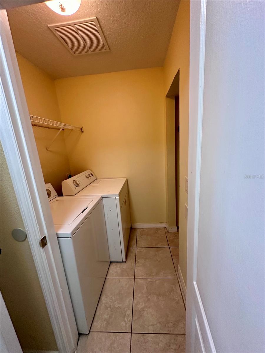 6430 S GOLDENROD RD #15B, ORLANDO, FL, 32822