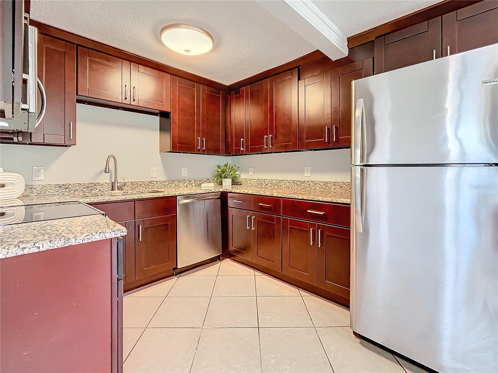 516 64TH ST S, ST PETERSBURG, FL, 33707