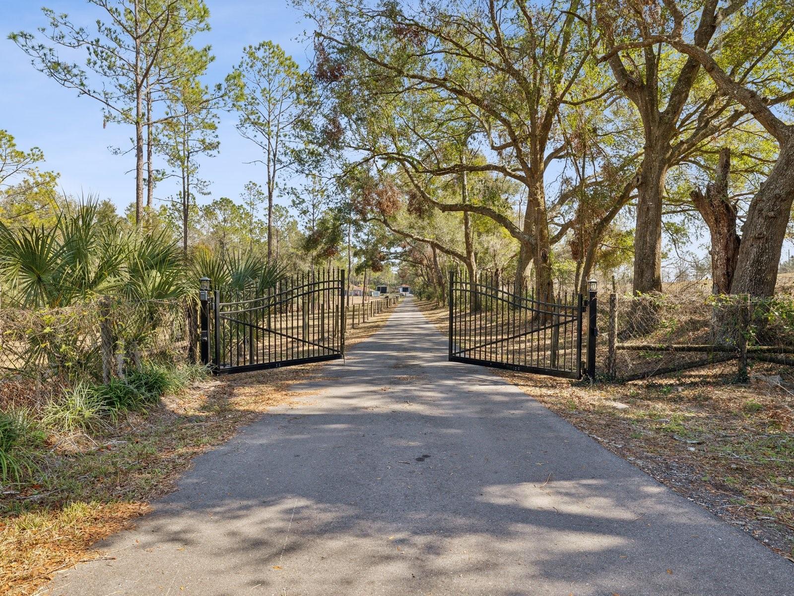 18134 POWERLINE RD, DADE CITY, FL, 33523