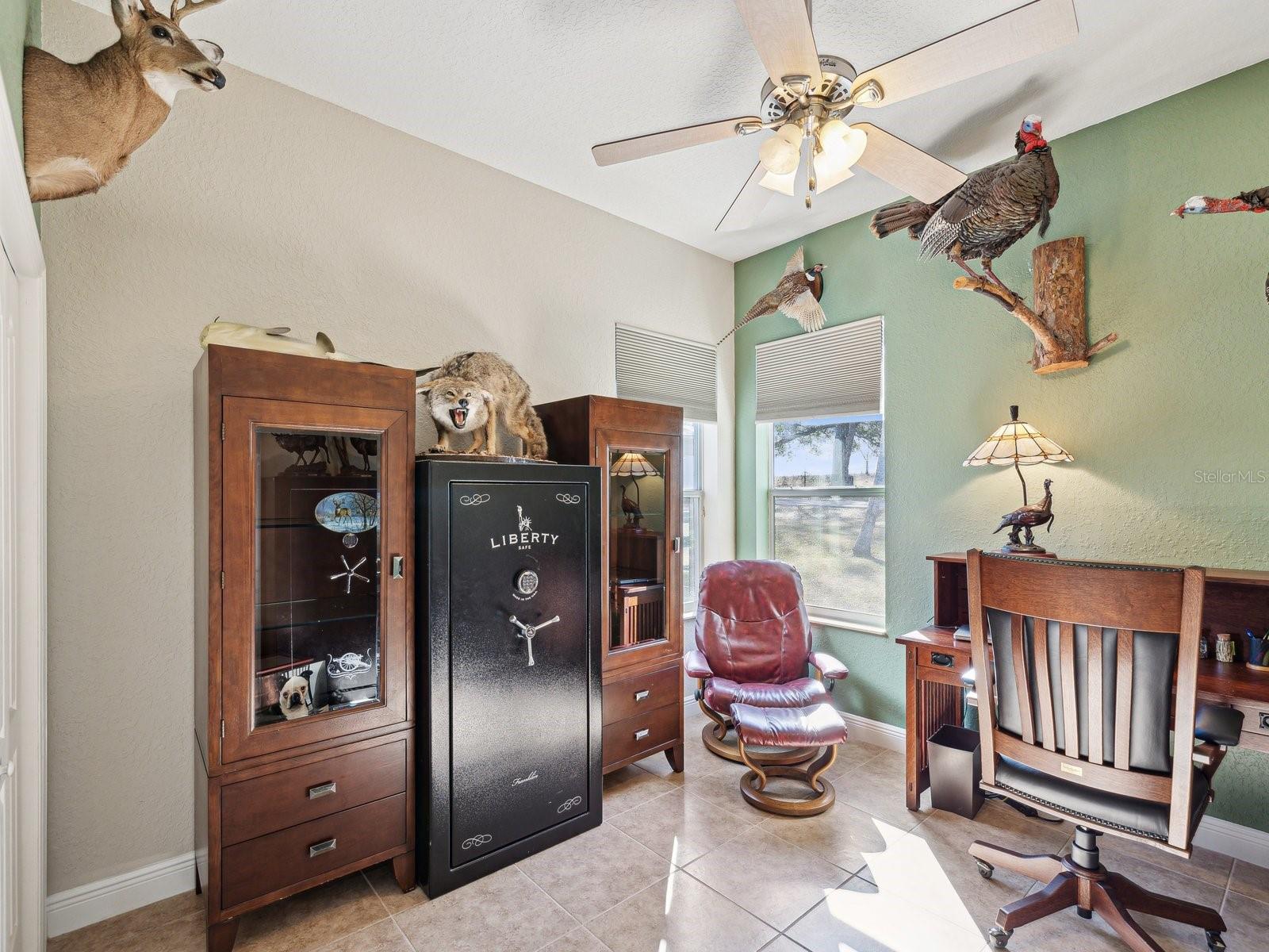 18134 POWERLINE RD, DADE CITY, FL, 33523