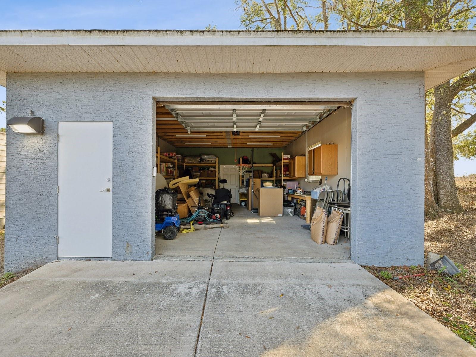 18134 POWERLINE RD, DADE CITY, FL, 33523