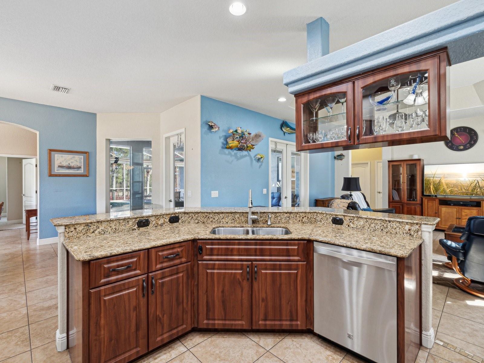 18134 POWERLINE RD, DADE CITY, FL, 33523