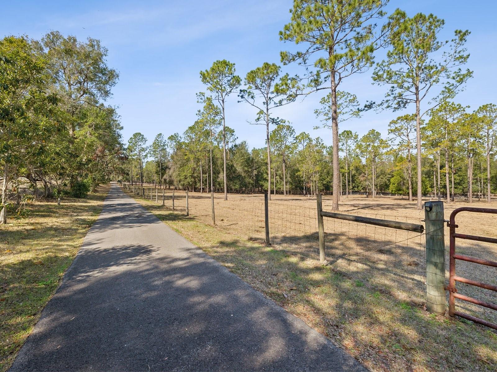 18134 POWERLINE RD, DADE CITY, FL, 33523