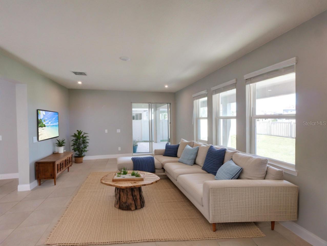 674 ANNA RIDGE RD, MINNEOLA, FL, 34715