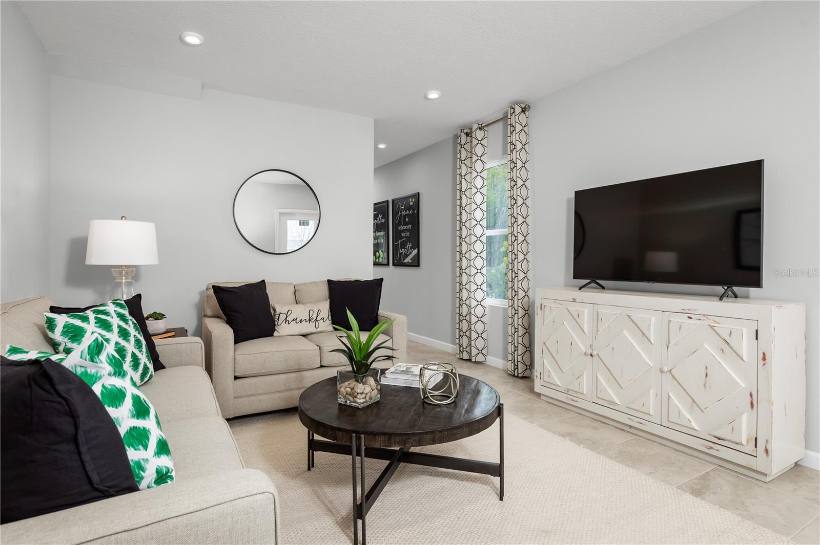 1202 PORT BLUE WAY, LADY LAKE, FL, 32159