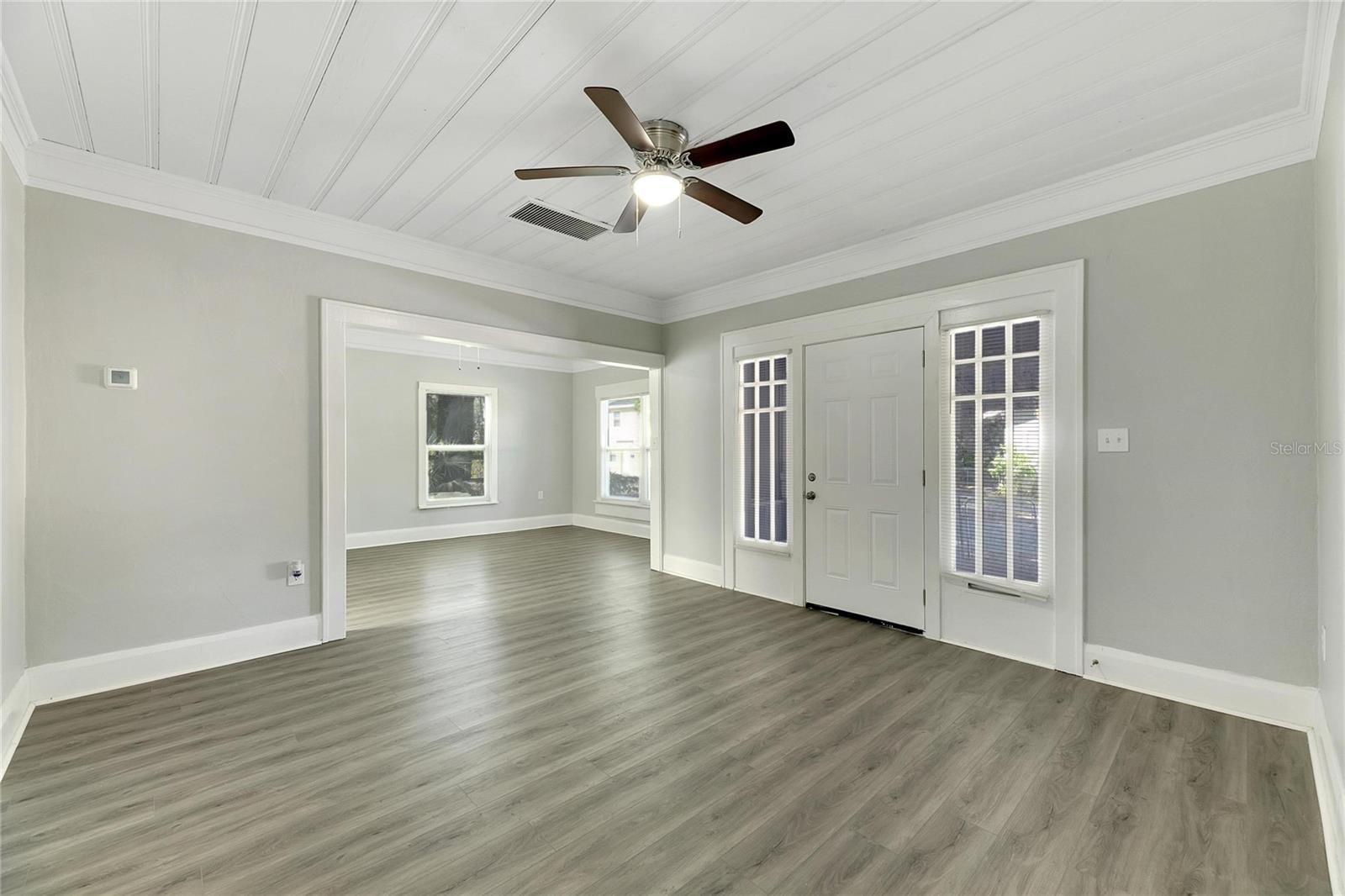 907 E NORTH BAY ST, TAMPA, FL, 33603