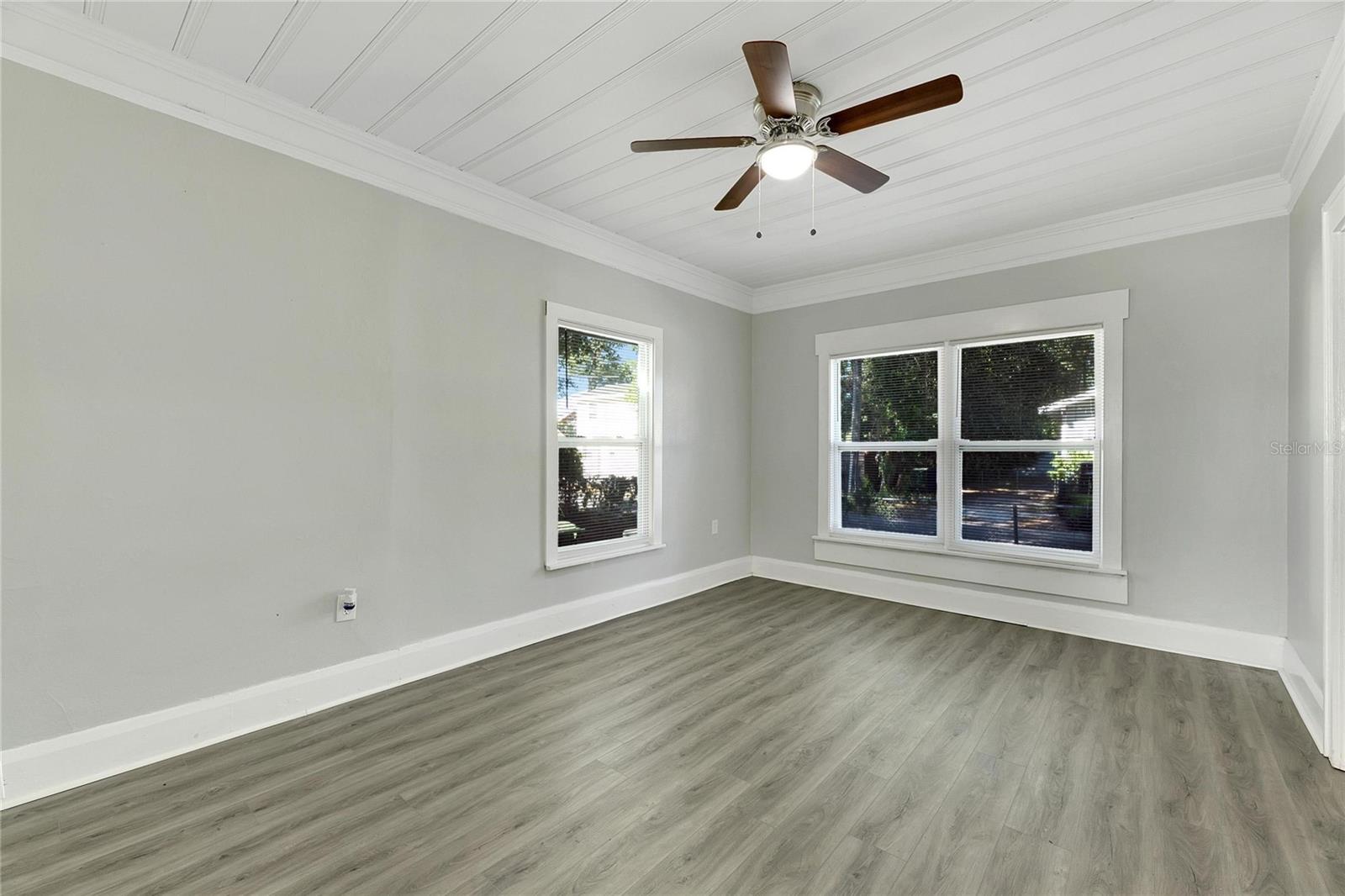 907 E NORTH BAY ST, TAMPA, FL, 33603