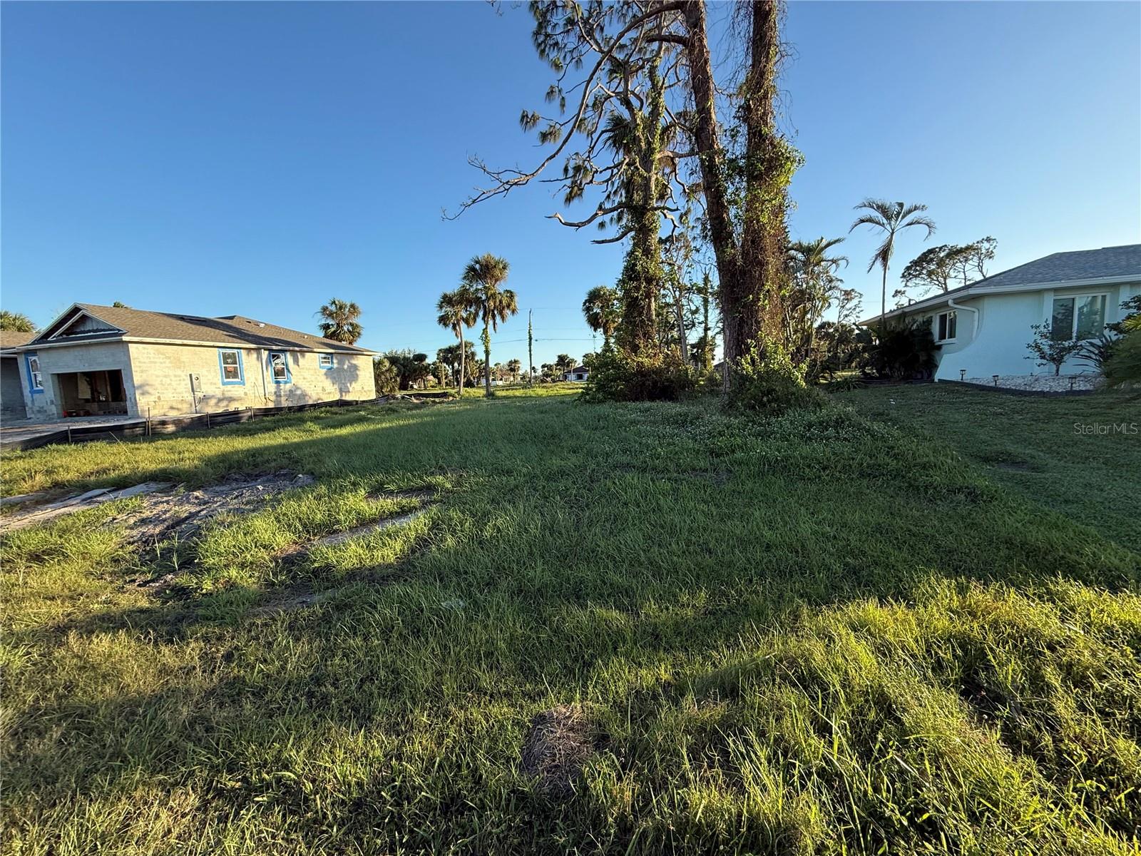 57 MARK TWAIN LN, ROTONDA WEST, FL, 33947