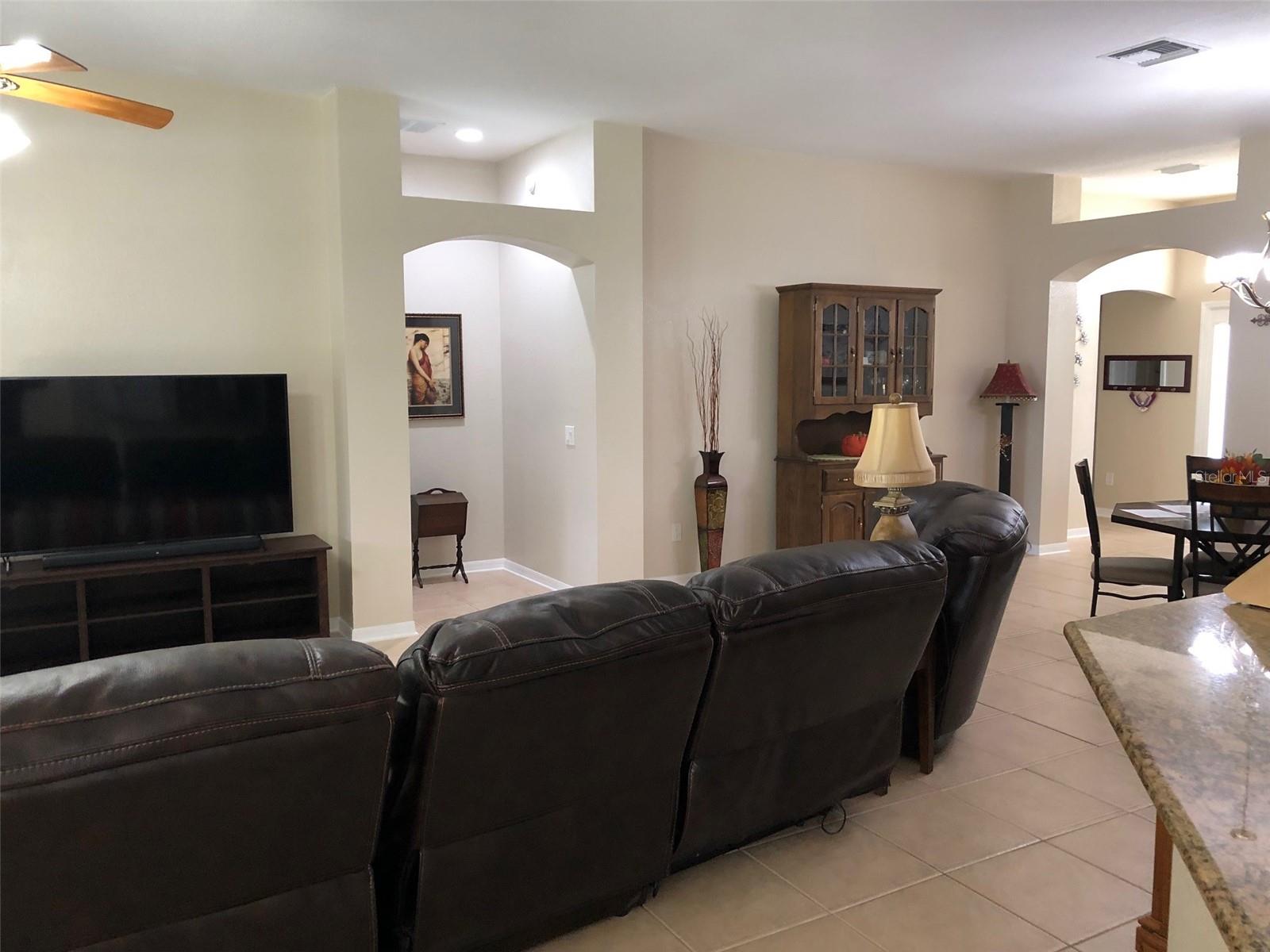 2196 KERSHAW RD, THE VILLAGES, FL, 32162