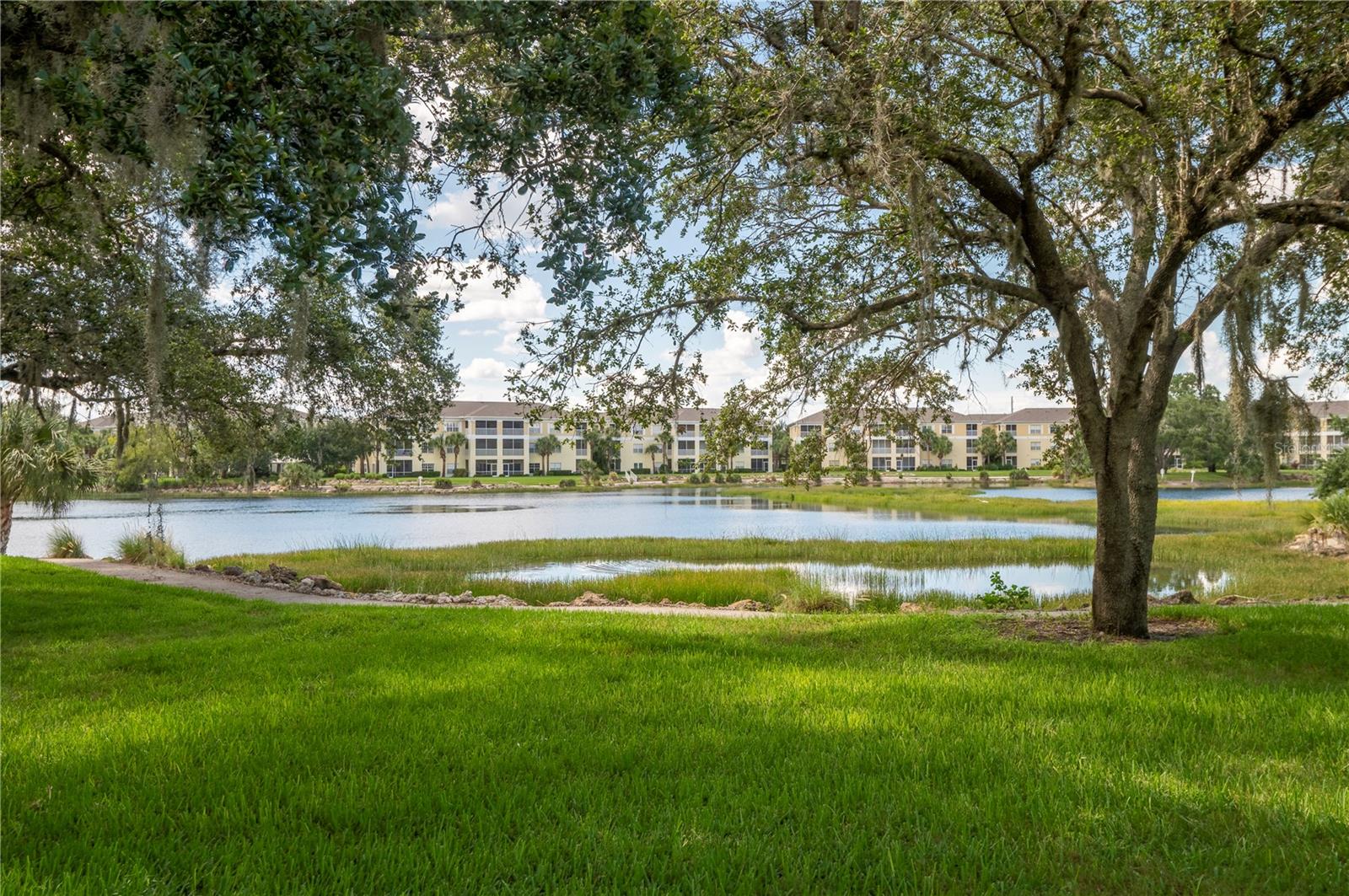 19310 WATER OAK DR #201, PORT CHARLOTTE, FL, 33948