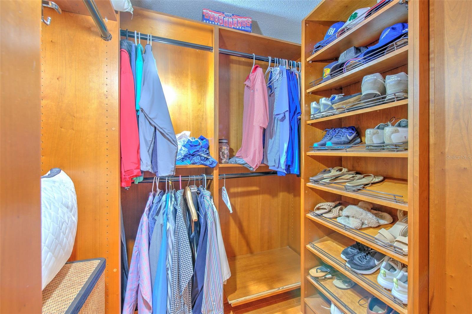 3922 CEDAR CAY CIR, VALRICO, FL, 33596