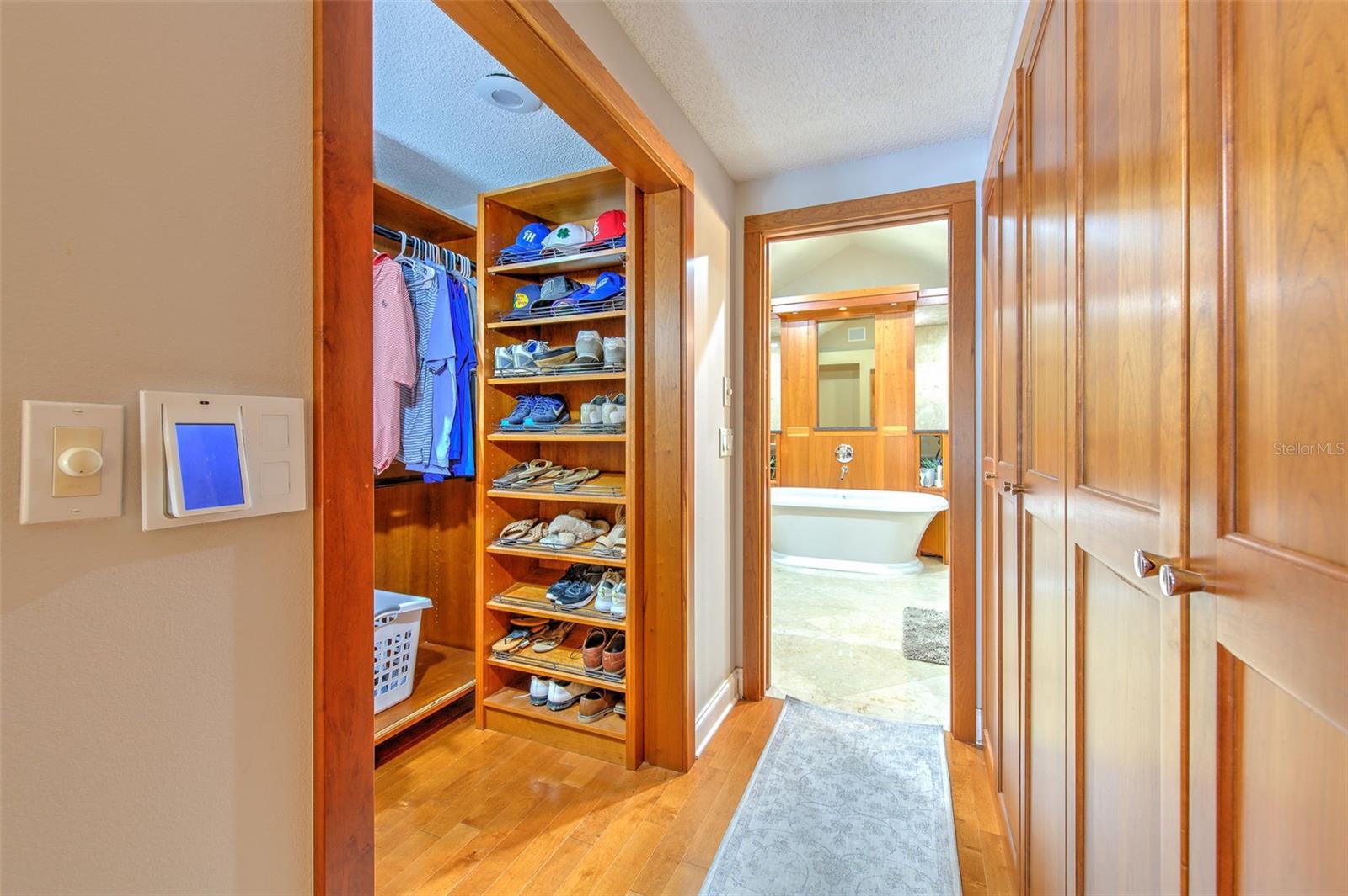 3922 CEDAR CAY CIR, VALRICO, FL, 33596