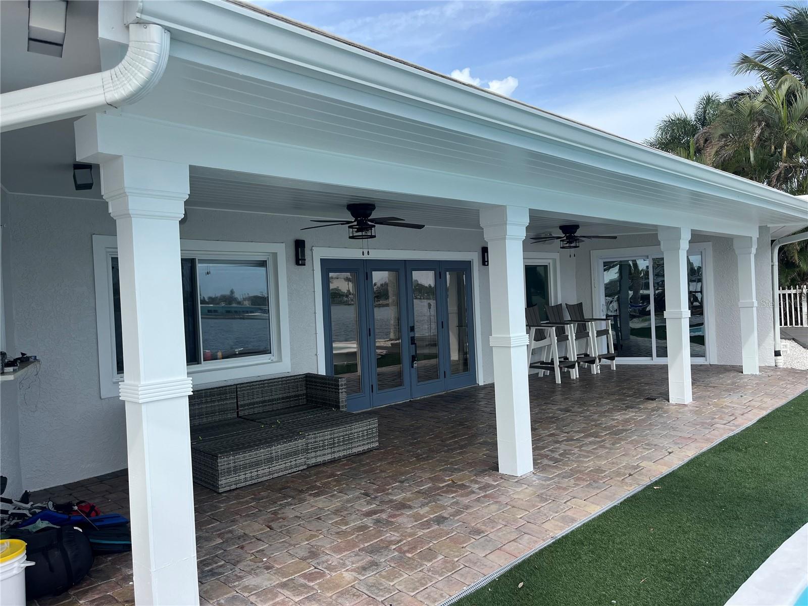 803 BAY POINT DR, MADEIRA BEACH, FL, 33708