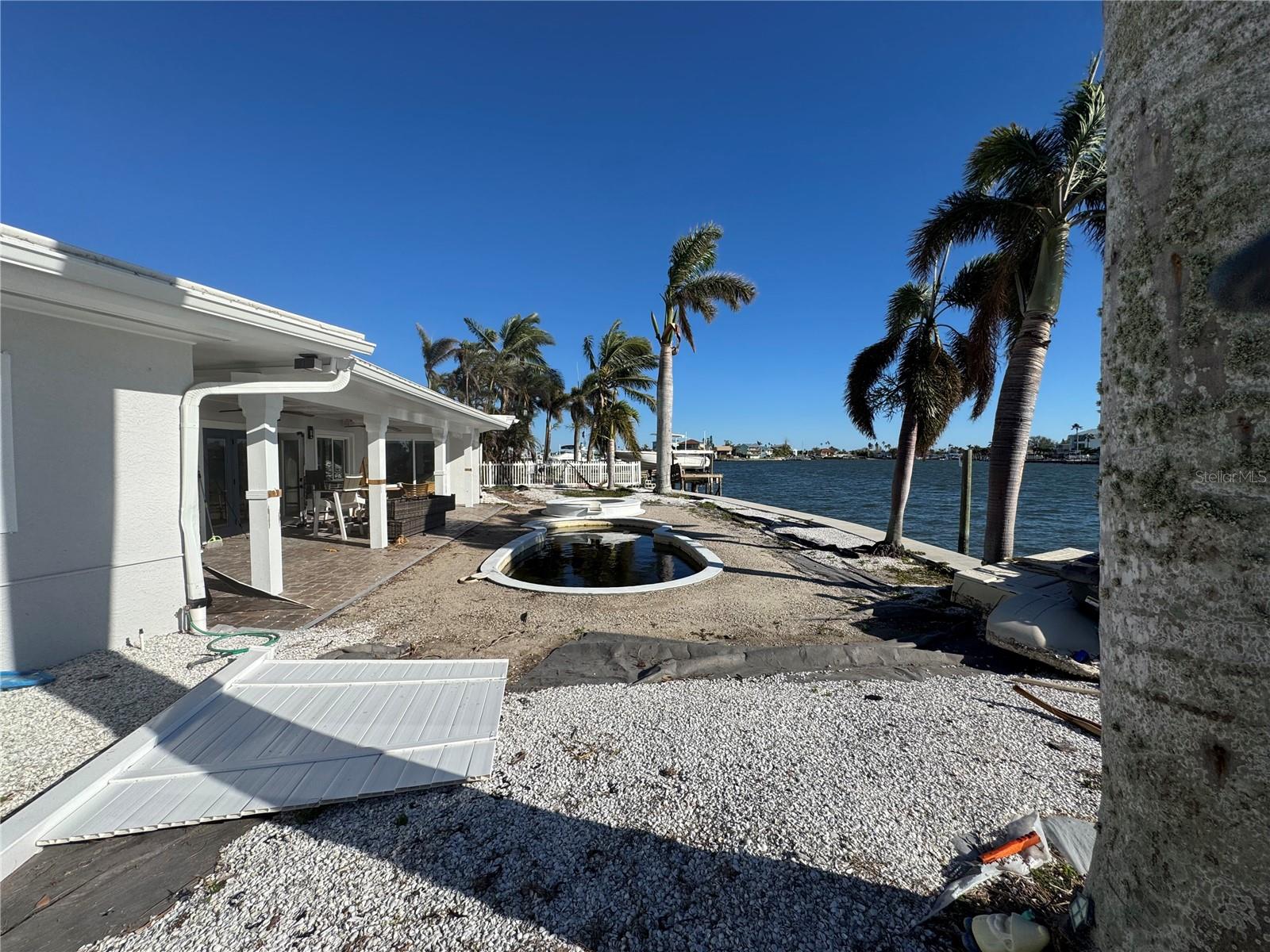 803 BAY POINT DR, MADEIRA BEACH, FL, 33708