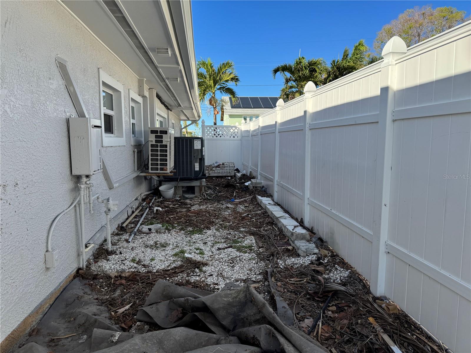 803 BAY POINT DR, MADEIRA BEACH, FL, 33708
