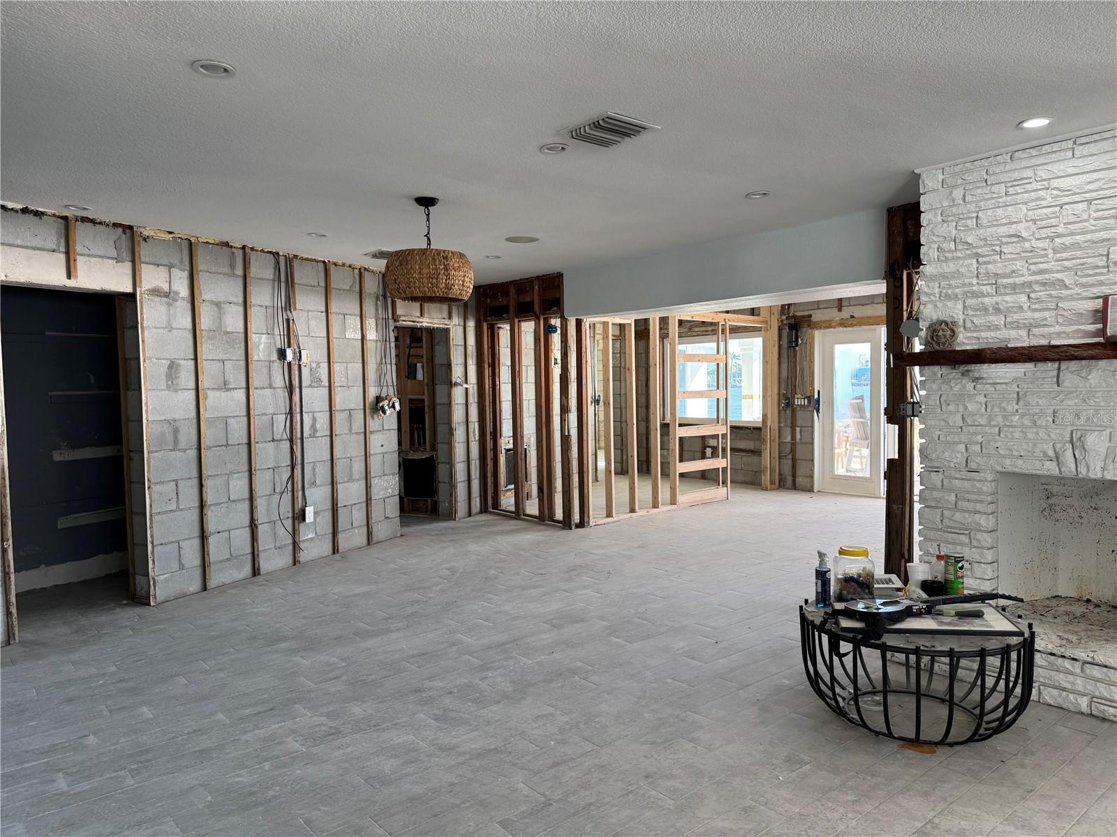 803 BAY POINT DR, MADEIRA BEACH, FL, 33708