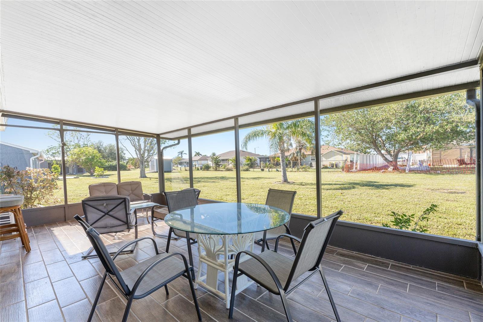 6379 COLISEUM BLVD, PORT CHARLOTTE, FL, 33981