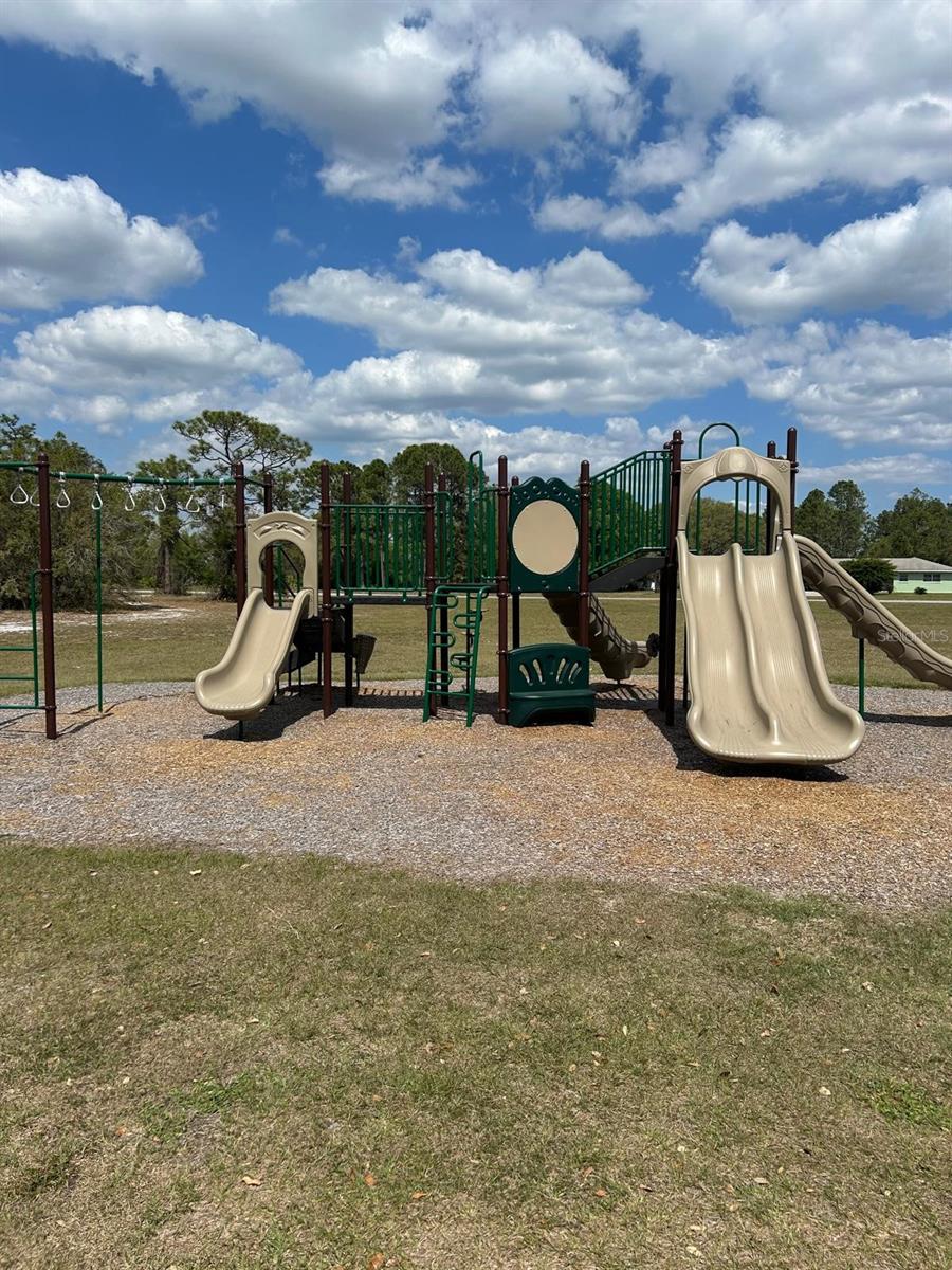 324 BELMONTE DR, INDIAN LAKE ESTATES, FL, 33855