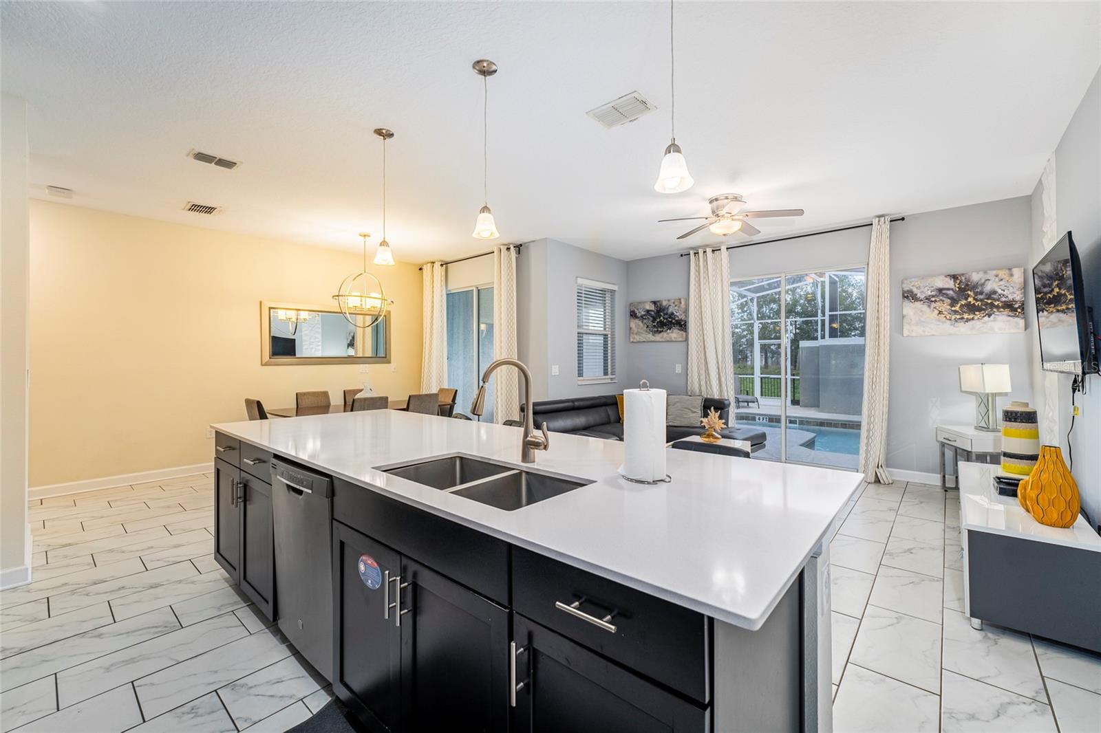 8987 CABOT CLIFFS DR, DAVENPORT, FL, 33896