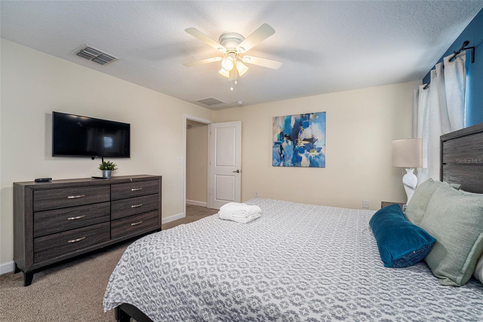 8987 CABOT CLIFFS DR, DAVENPORT, FL, 33896
