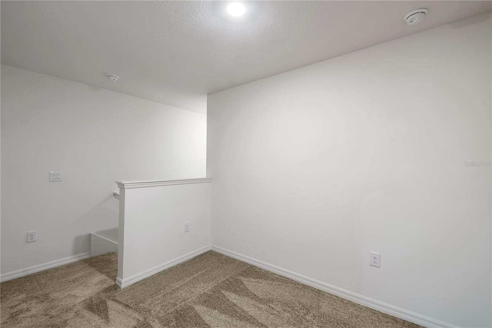 563 BAY LEAF DR, POINCIANA, FL, 34759