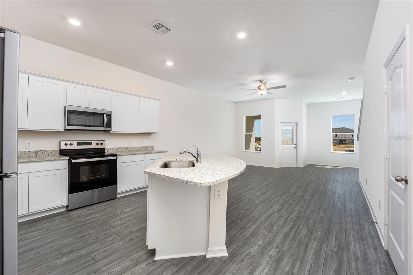799 POPPY LN, DUNDEE, FL, 33838