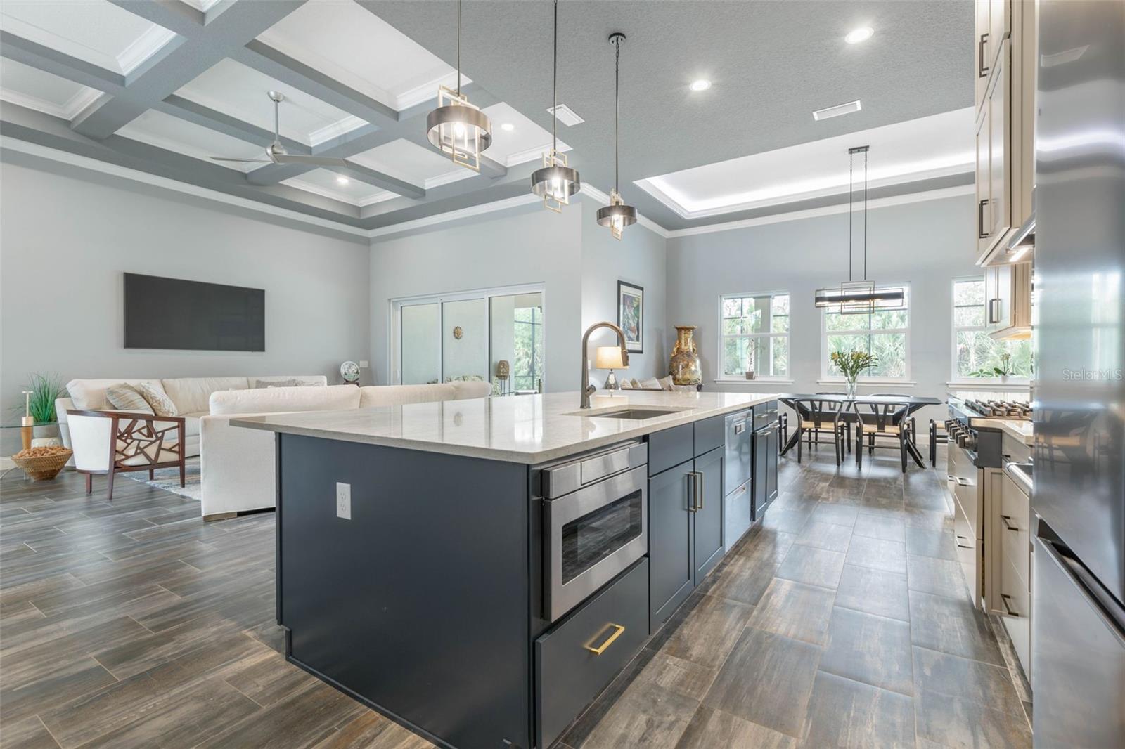 130 N LAKEWALK DR, PALM COAST, FL, 32137
