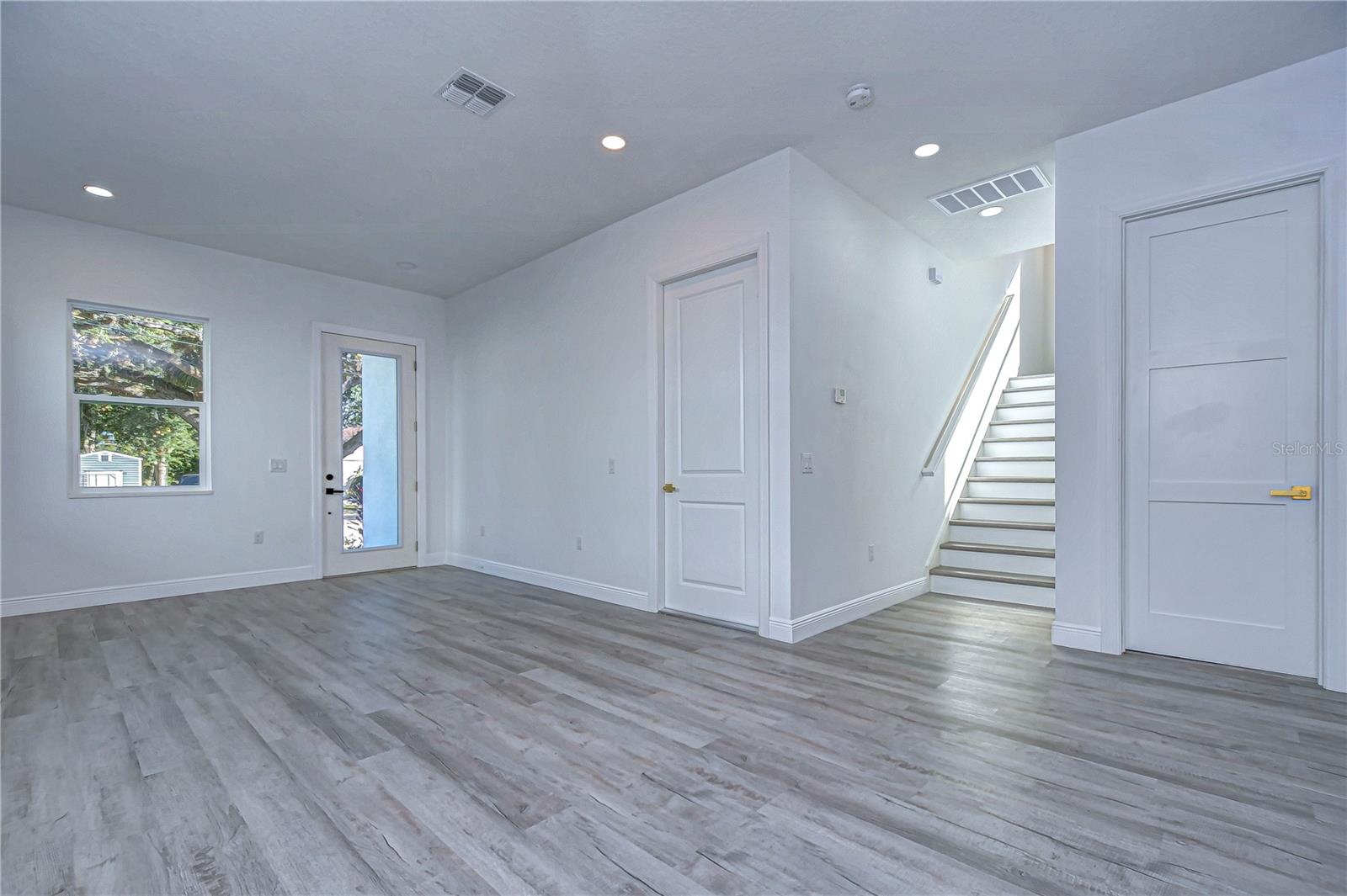 515 ELM ST, SAFETY HARBOR, FL, 34695