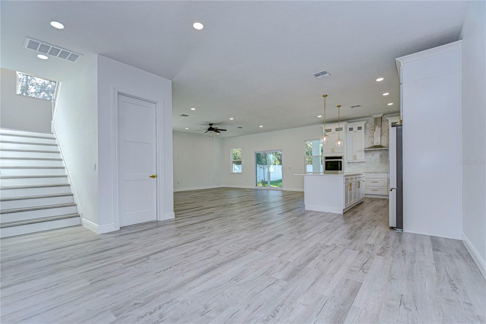 515 ELM ST, SAFETY HARBOR, FL, 34695