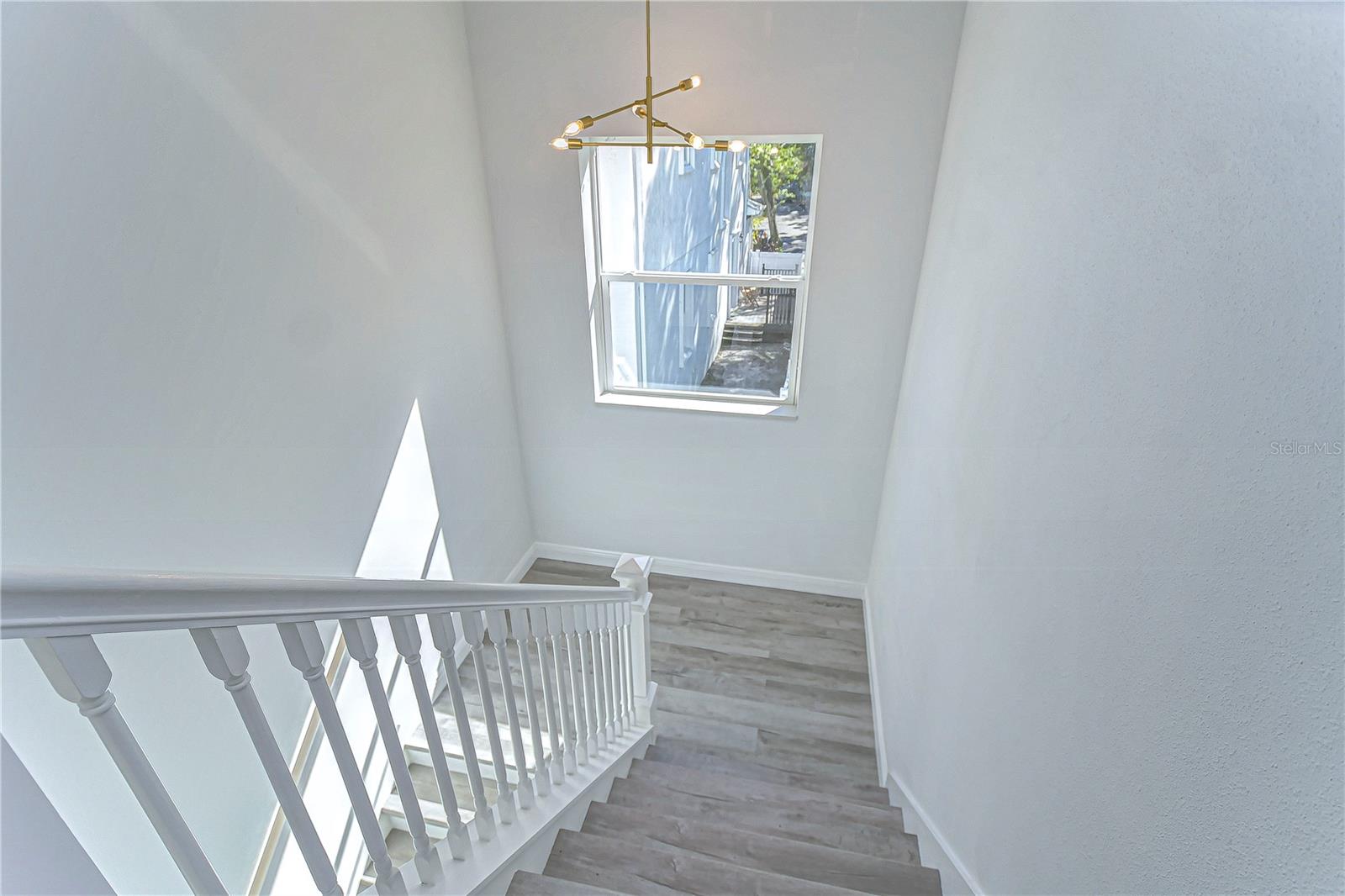 515 ELM ST, SAFETY HARBOR, FL, 34695