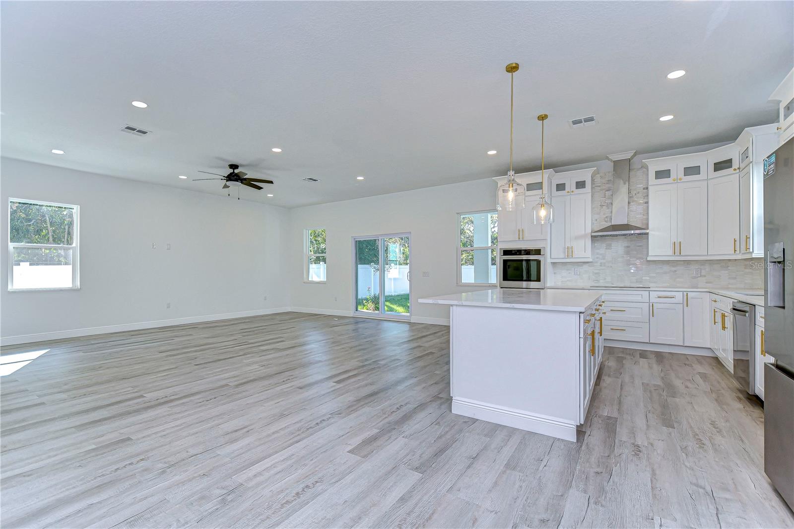 515 ELM ST, SAFETY HARBOR, FL, 34695
