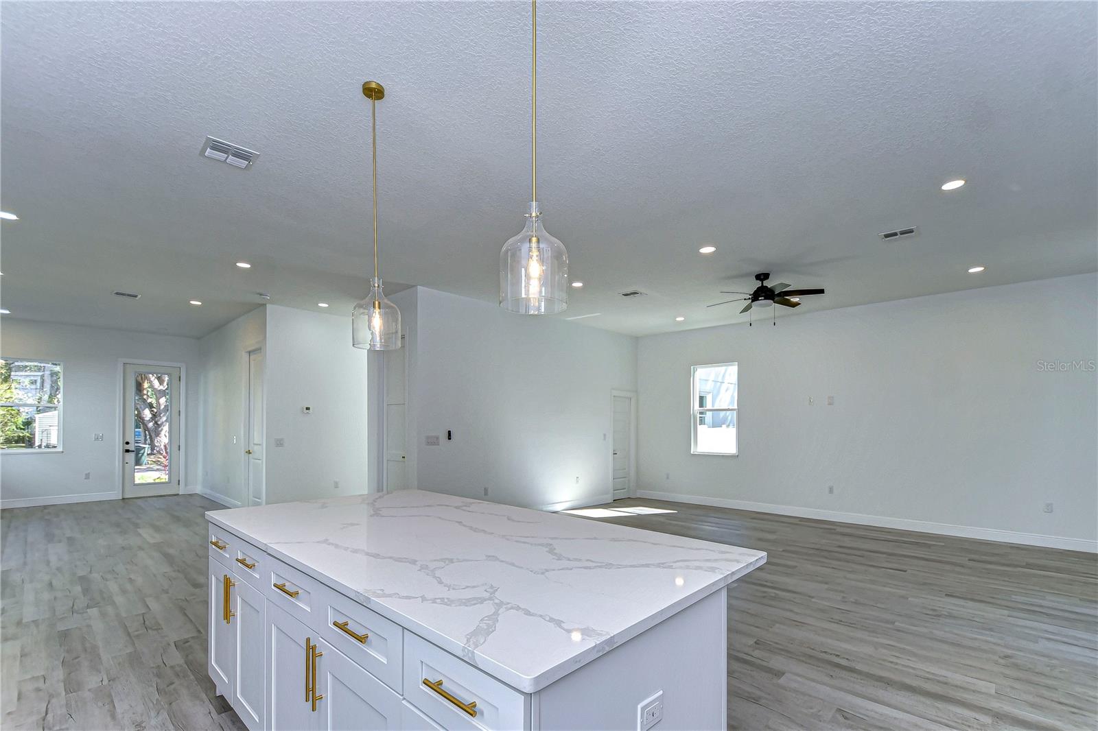 515 ELM ST, SAFETY HARBOR, FL, 34695