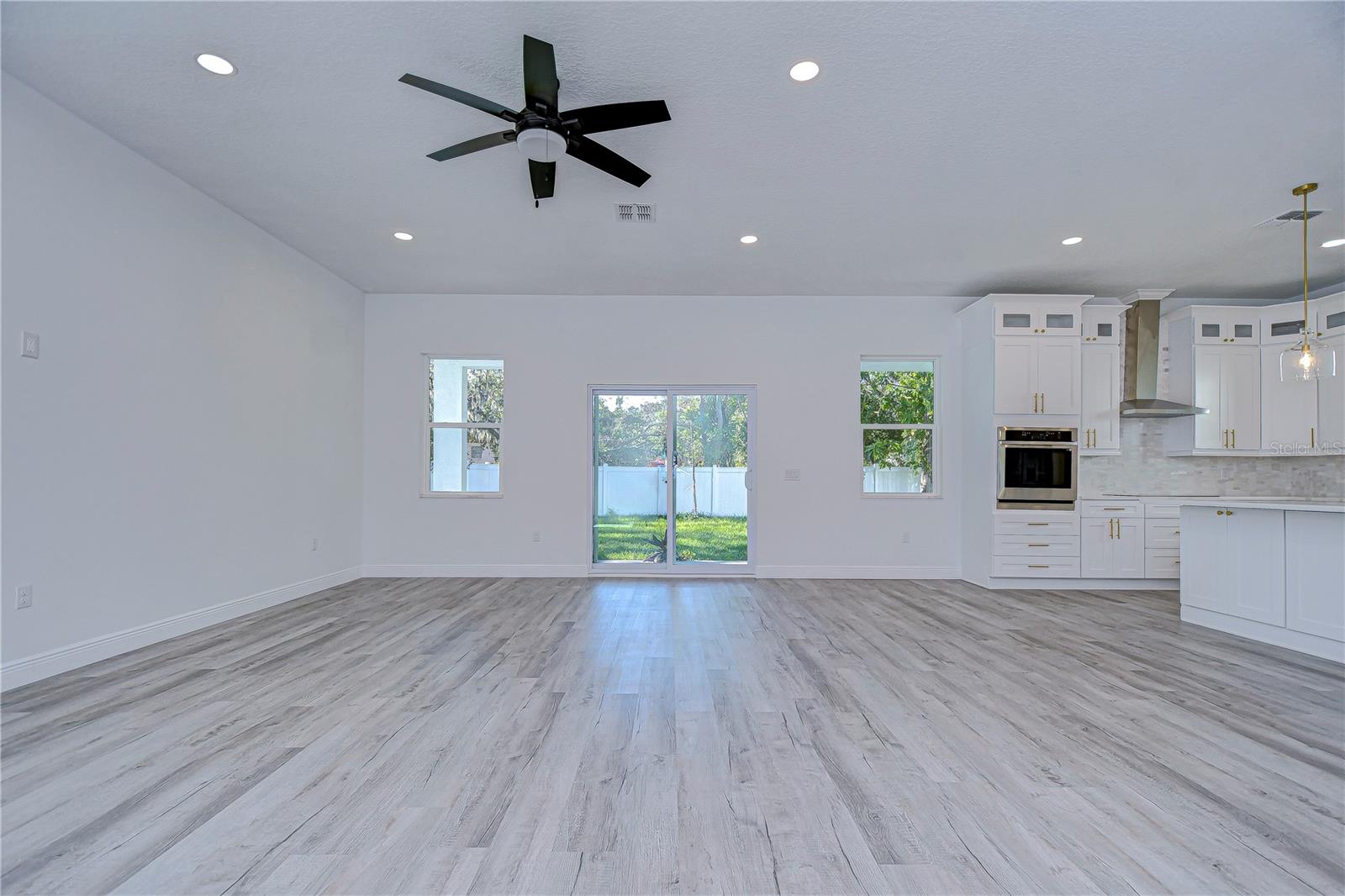 515 ELM ST, SAFETY HARBOR, FL, 34695