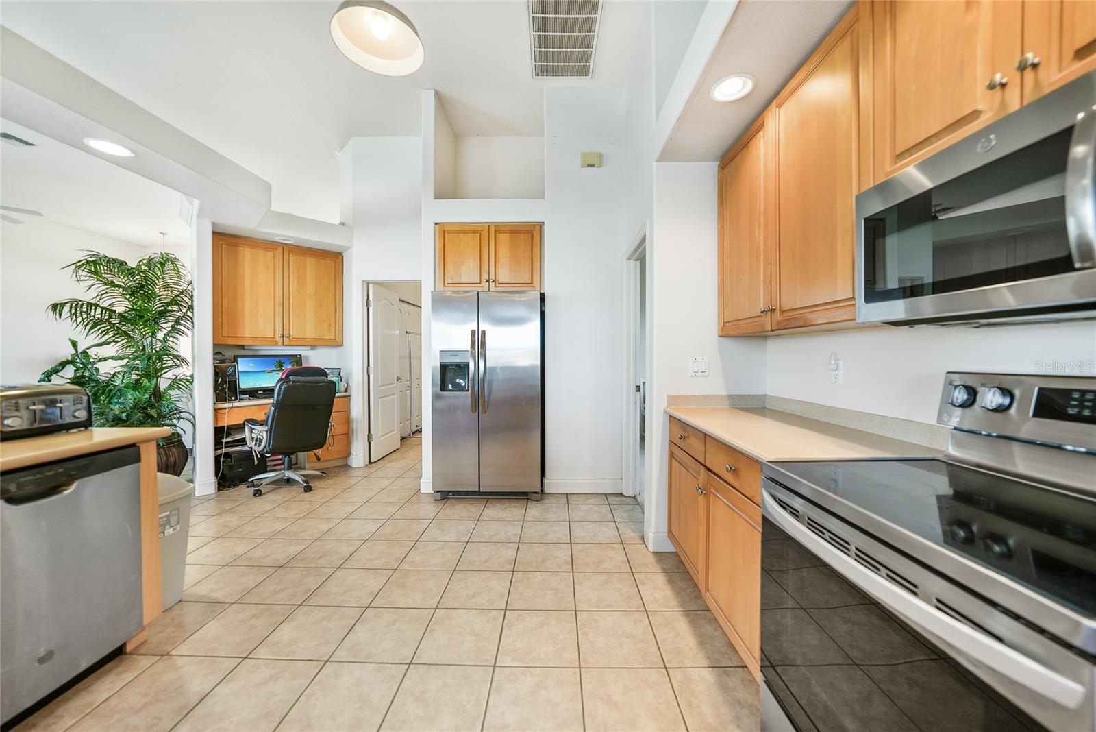 24282 SILVER LN, PUNTA GORDA, FL, 33955