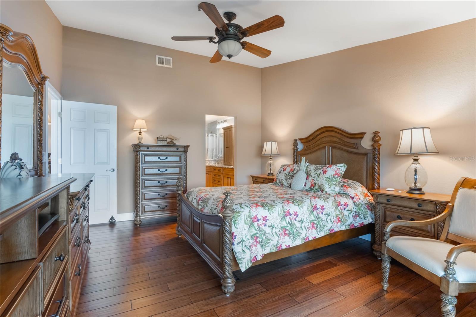 460 BOUCHELLE DR #305, NEW SMYRNA BEACH, FL, 32169