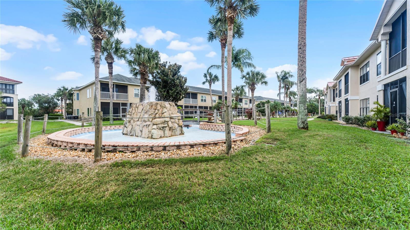 460 BOUCHELLE DR #305, NEW SMYRNA BEACH, FL, 32169