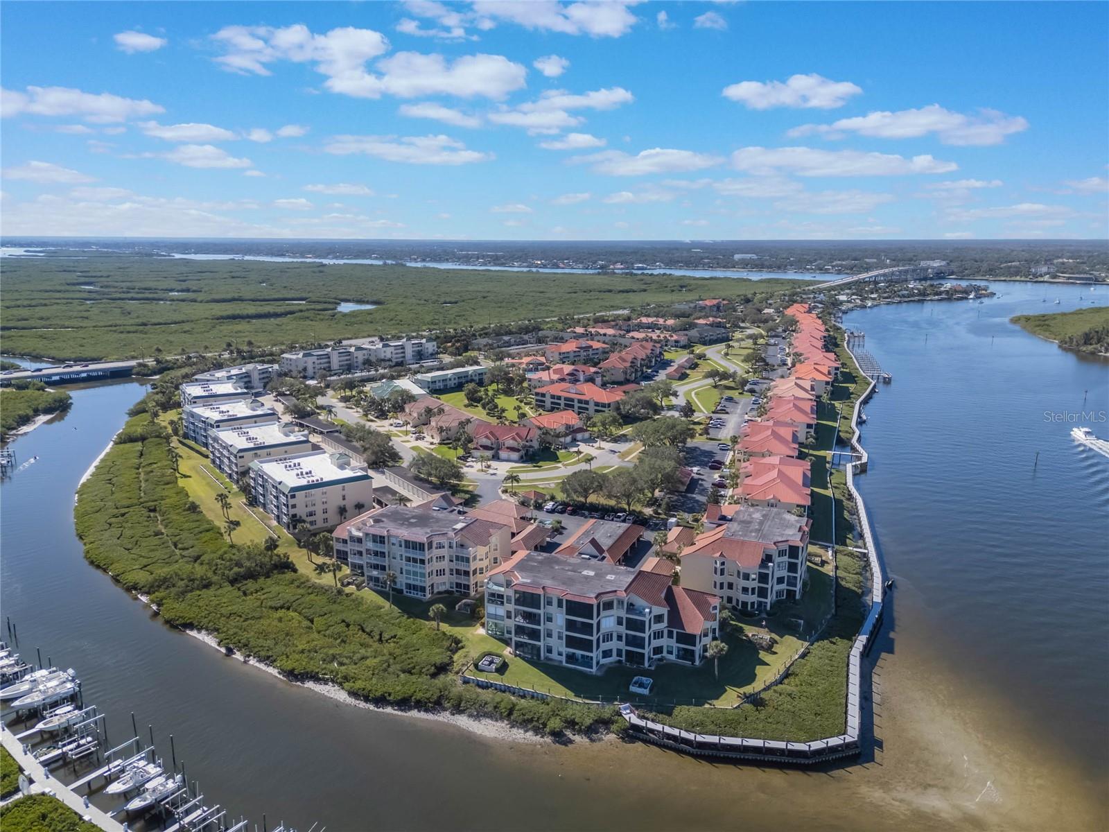 460 BOUCHELLE DR #305, NEW SMYRNA BEACH, FL, 32169