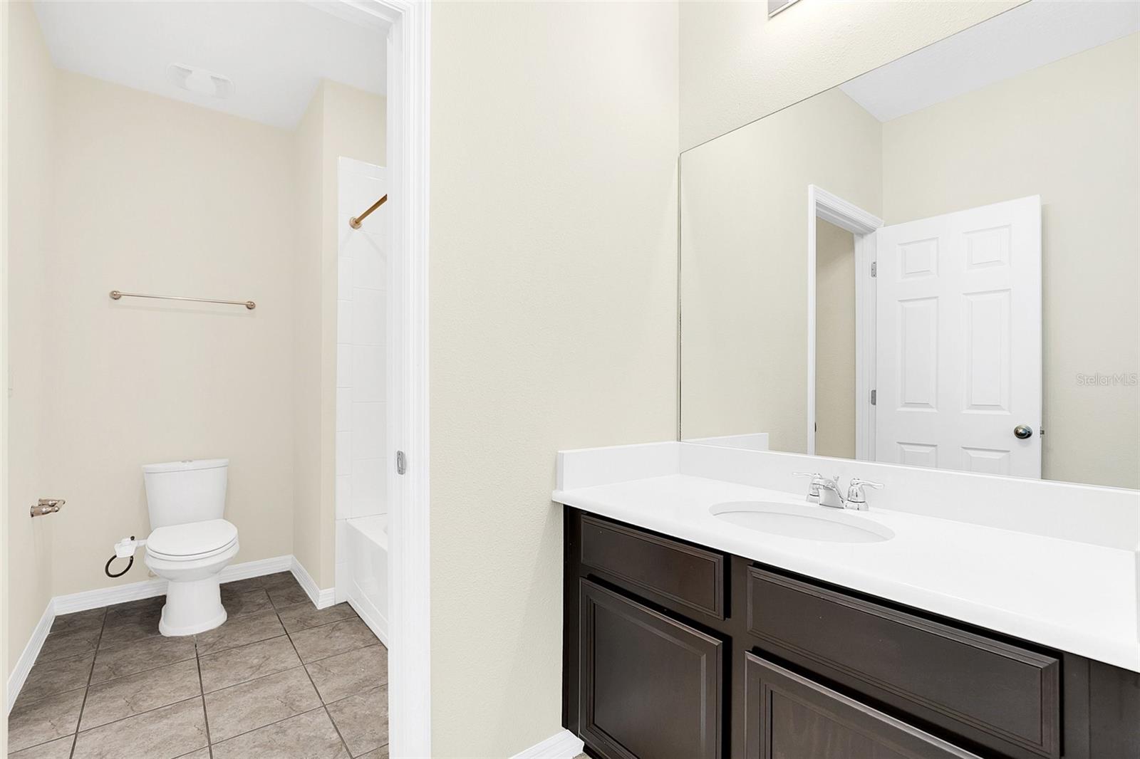8441 CHILTON DR, ORLANDO, FL, 32836