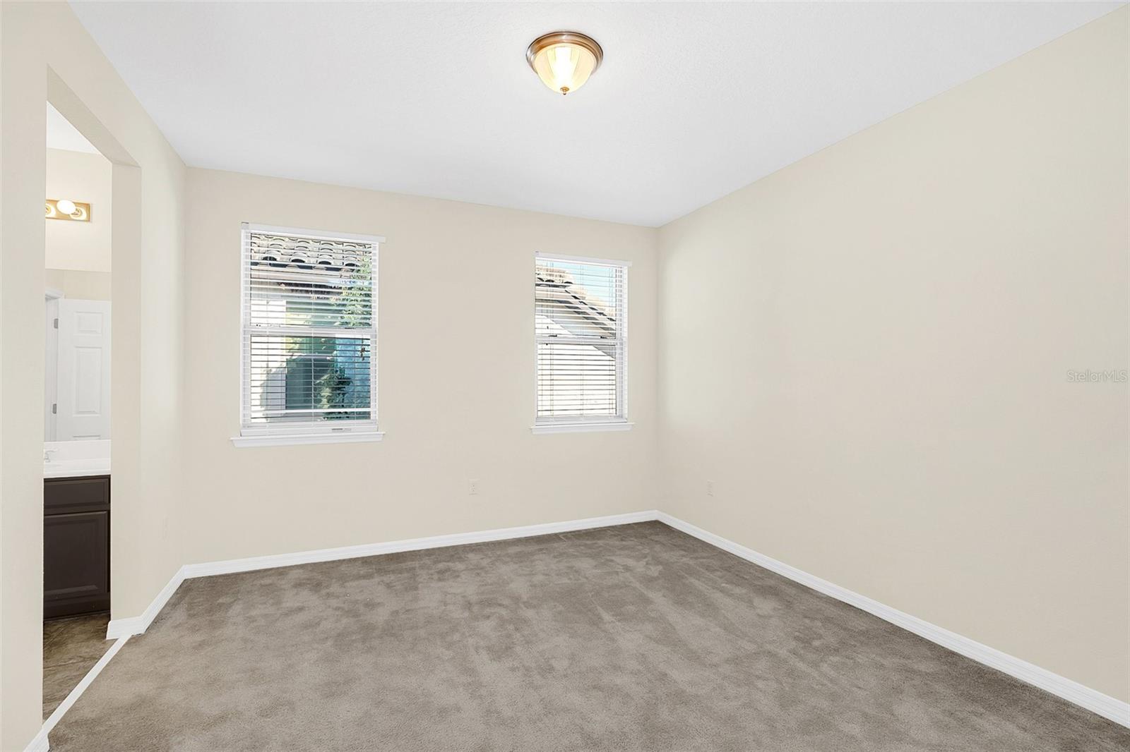 8441 CHILTON DR, ORLANDO, FL, 32836