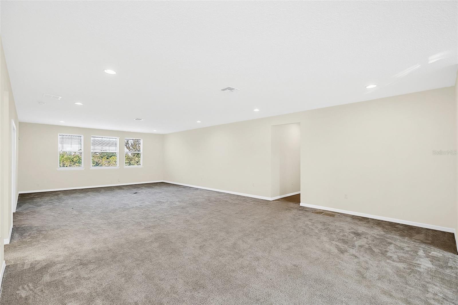 8441 CHILTON DR, ORLANDO, FL, 32836