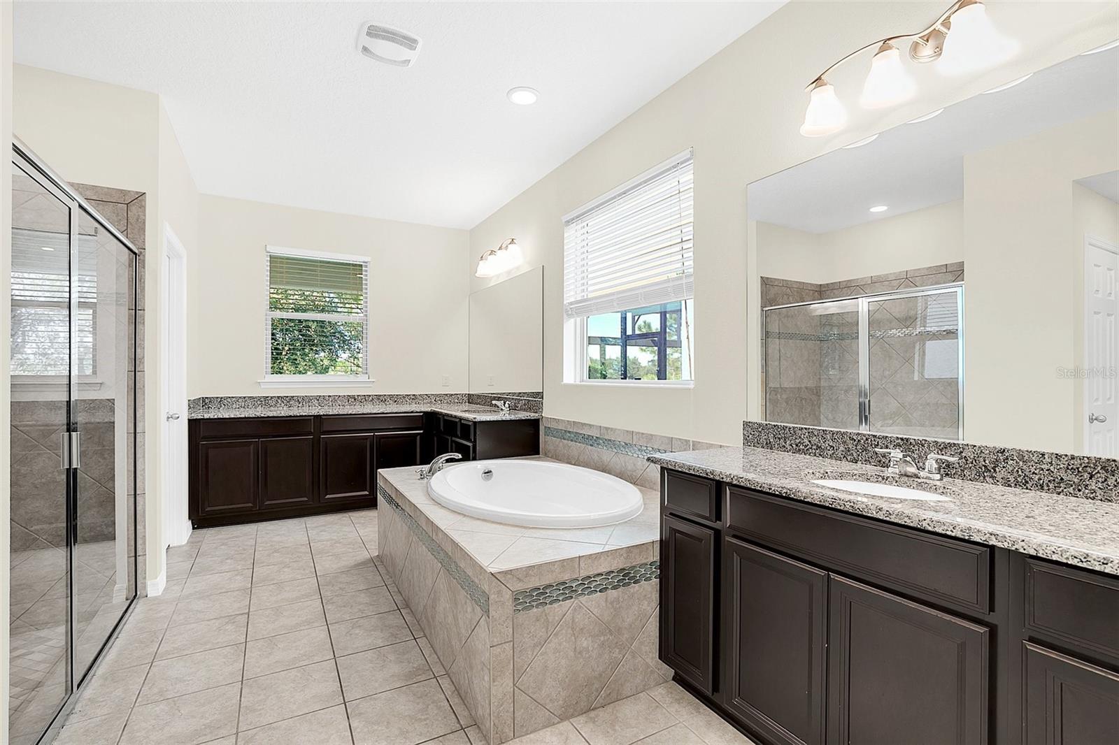 8441 CHILTON DR, ORLANDO, FL, 32836
