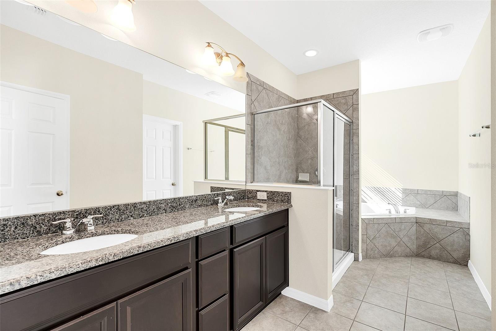 8441 CHILTON DR, ORLANDO, FL, 32836
