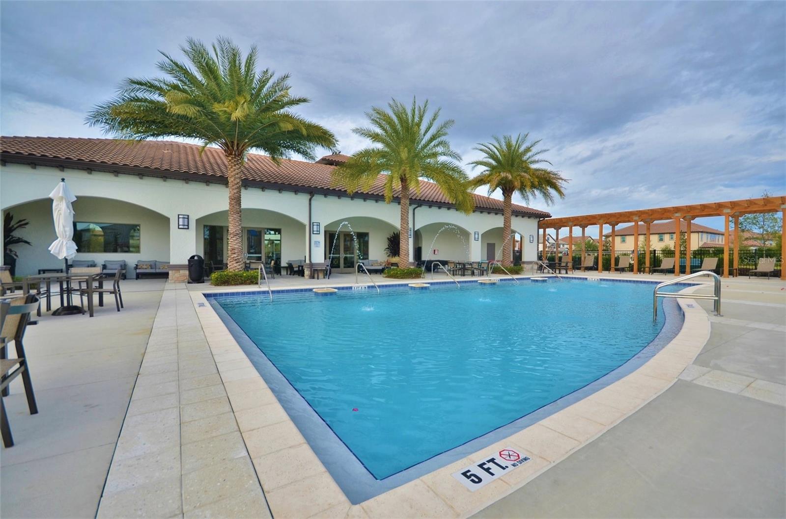 8441 CHILTON DR, ORLANDO, FL, 32836