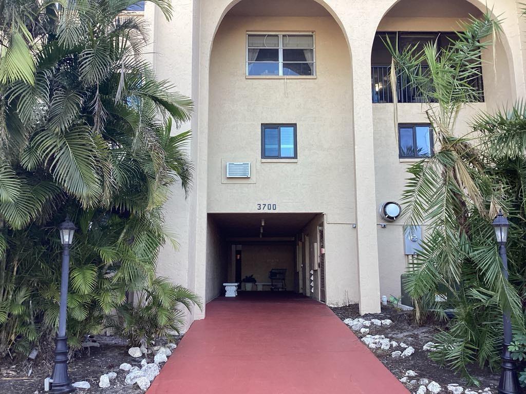 3700 S OSPREY AVE #302, SARASOTA, FL, 34239