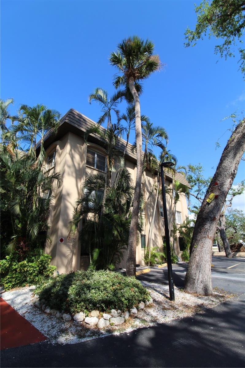 3700 S OSPREY AVE #302, SARASOTA, FL, 34239