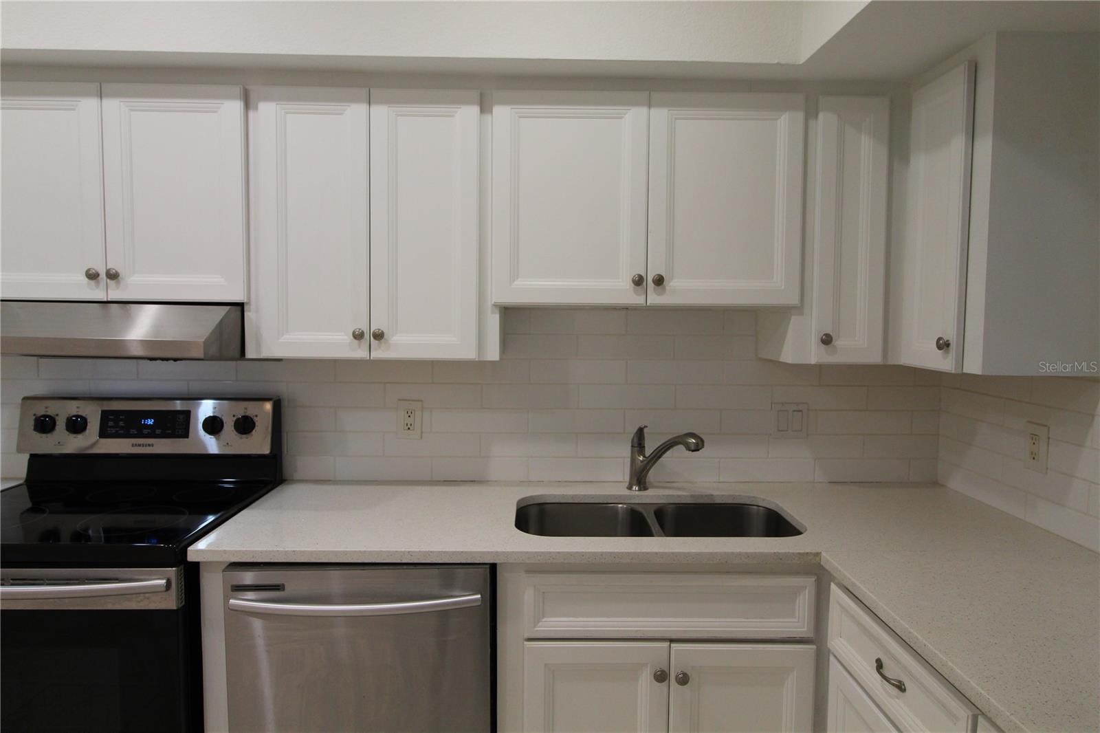 3700 S OSPREY AVE #302, SARASOTA, FL, 34239