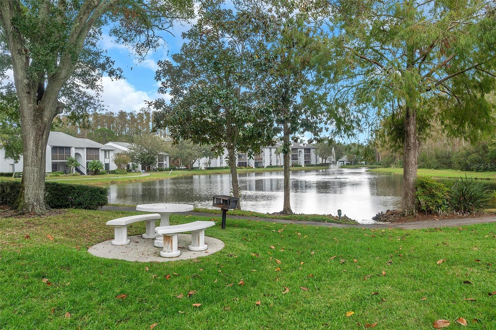 1281 PINE RIDGE CIR E #H1, TARPON SPRINGS, FL, 34688