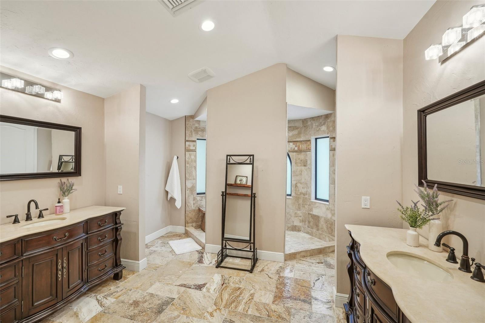 5330 SW 11TH CT, CAPE CORAL, FL, 33914