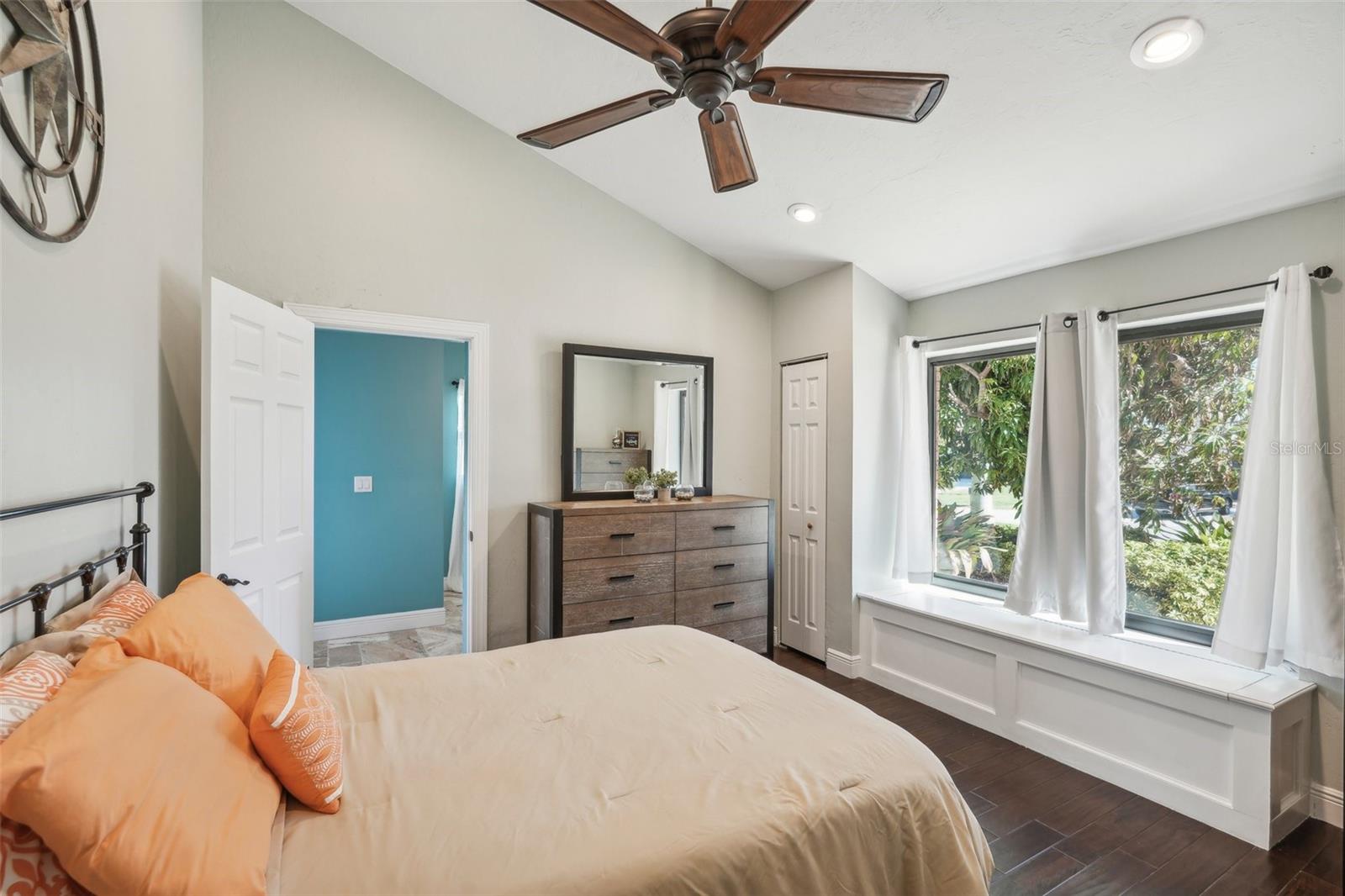 5330 SW 11TH CT, CAPE CORAL, FL, 33914